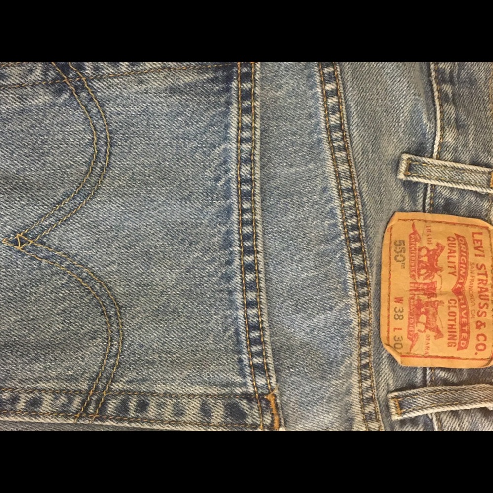 Men’s Levi’s 550 jeans